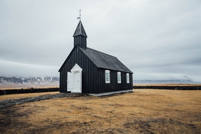 黑白教堂